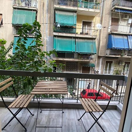 Lovely Apartment/1Bedroom Next To Metro Athén Kültér fotó